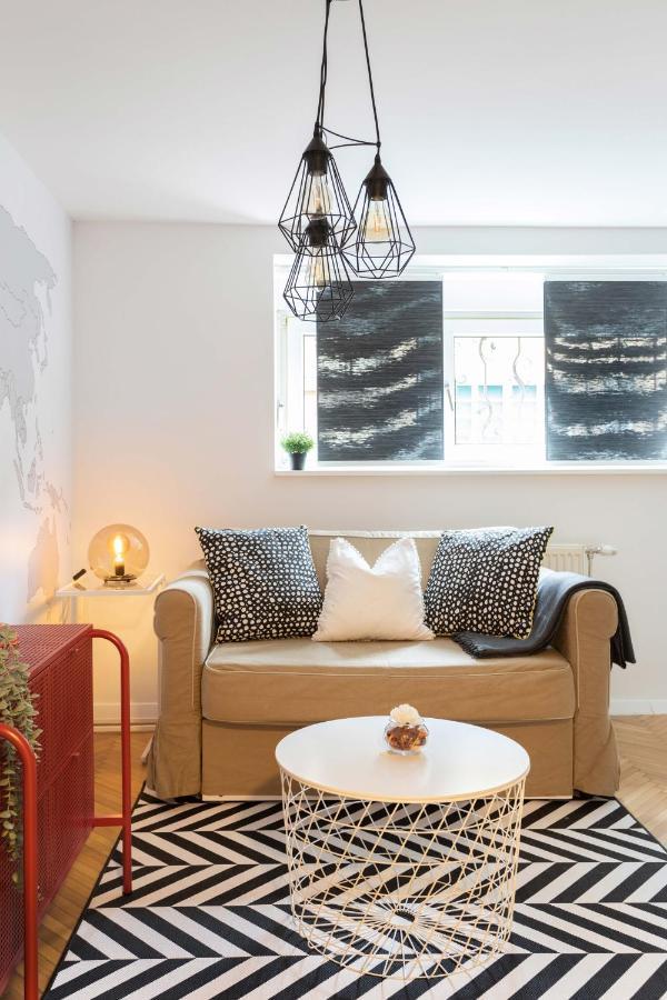 萨格勒布Modern Studio Near British Square公寓 外观 照片
